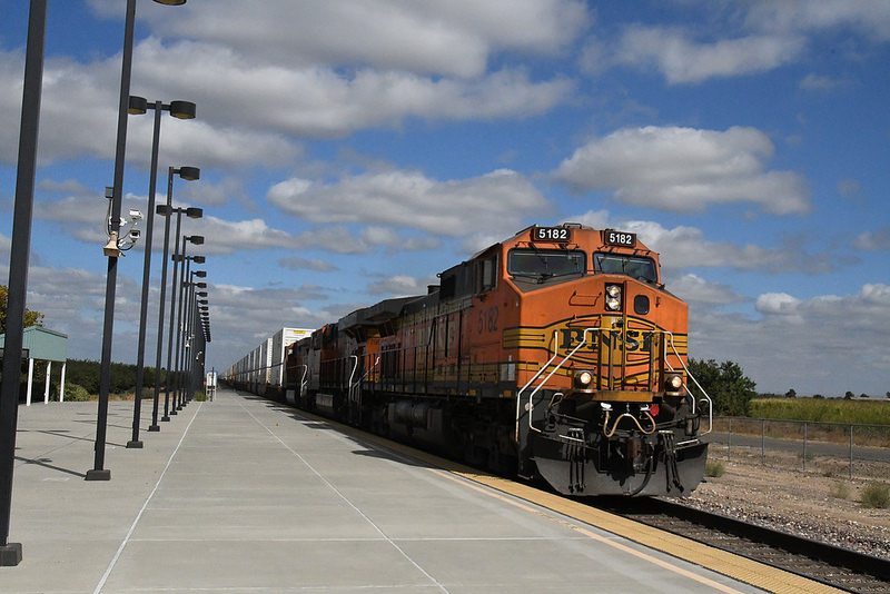 BNSF 5182